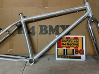 
              Cuadro y horquilla R4 Chromoly 29" Pro BMX, crudo con capa transparente
            